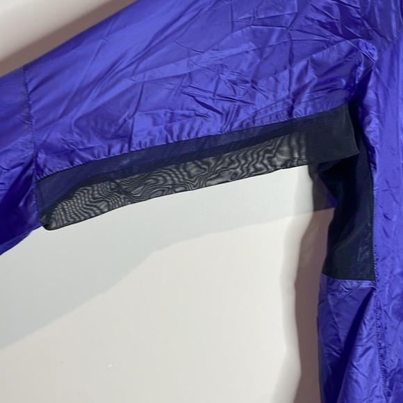 On Running | Women’s Zero Jacket in Twilight Size Large NWT - Picture 4 of 8